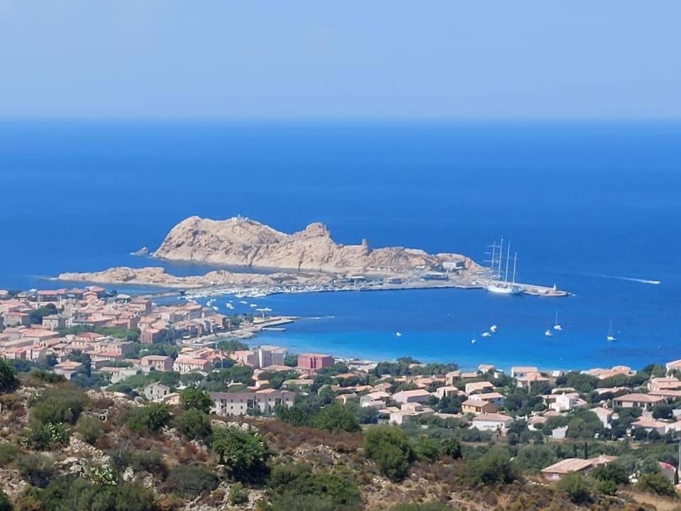 Appartement T4 Tres Bien Situe Et Climatise L'Ile-Rousse  Ngoại thất bức ảnh
